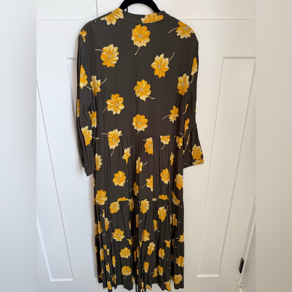 Madewell Button-Front Tier Dress in the Fall Flowers print and olive green. S. - Picture 5 of 6